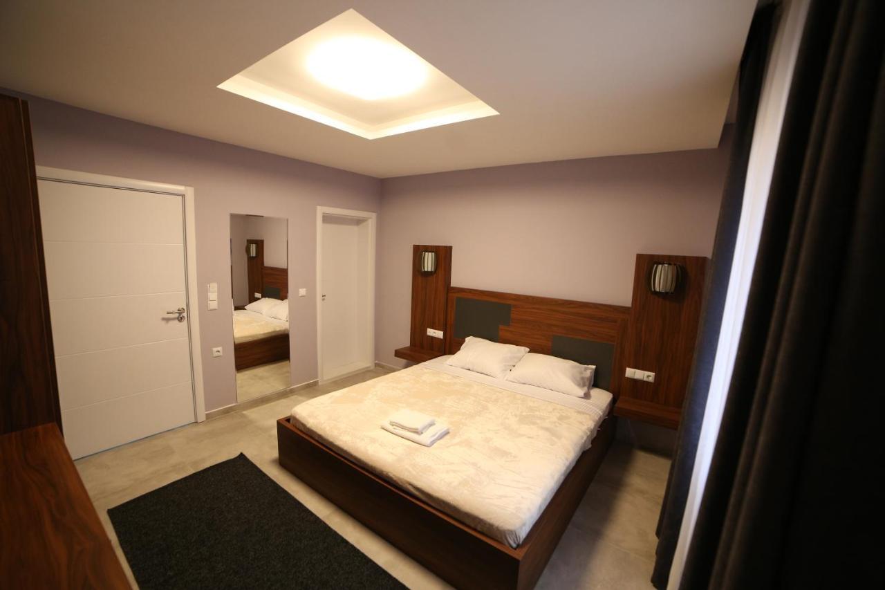 Hotel Centrum Titova Mitrovica Dış mekan fotoğraf